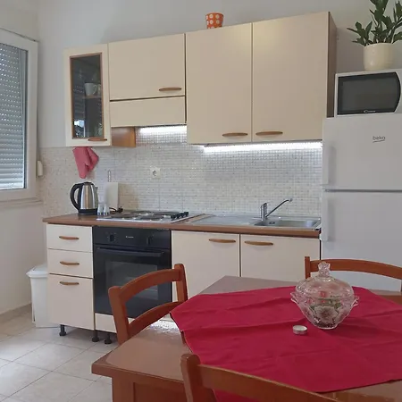 Calluna Apartment